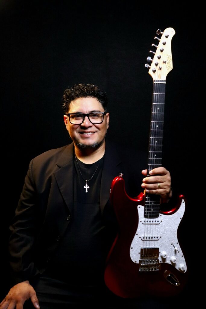 Pr. Clésio Rodrigues